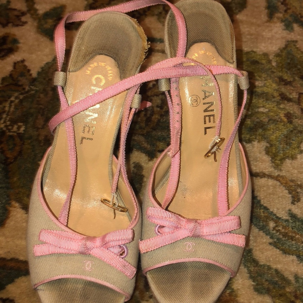 Authentic Chanel heels!